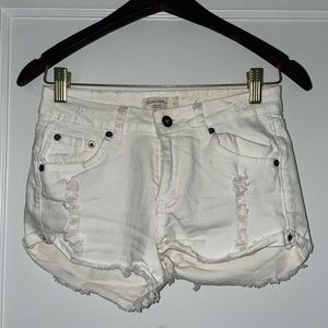 White high waisted jean shorts size 1